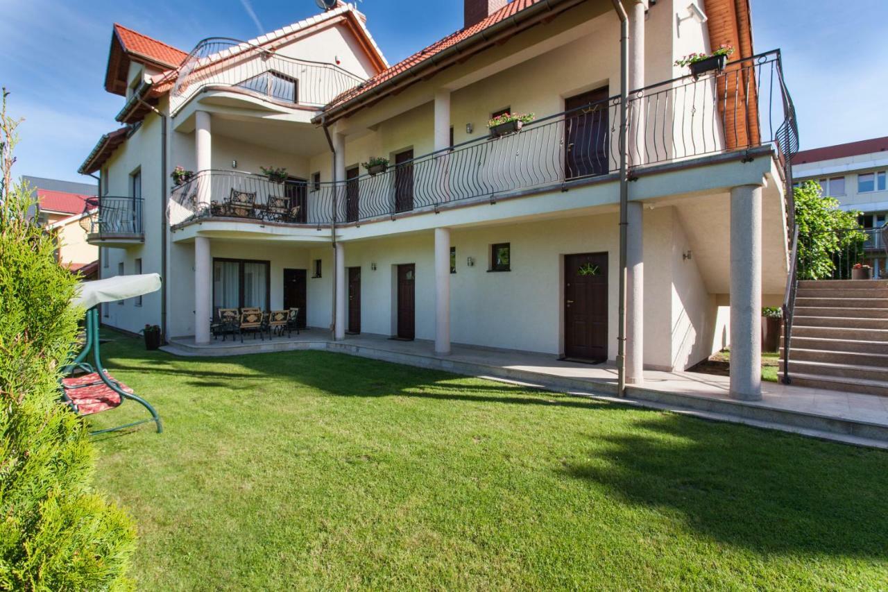 Na Bialej Appartement Rewal Buitenkant foto