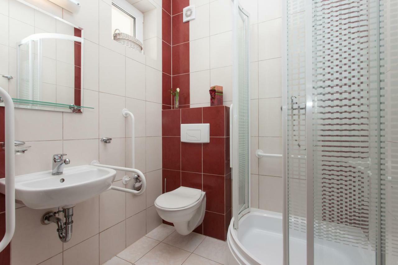Na Bialej Appartement Rewal Buitenkant foto